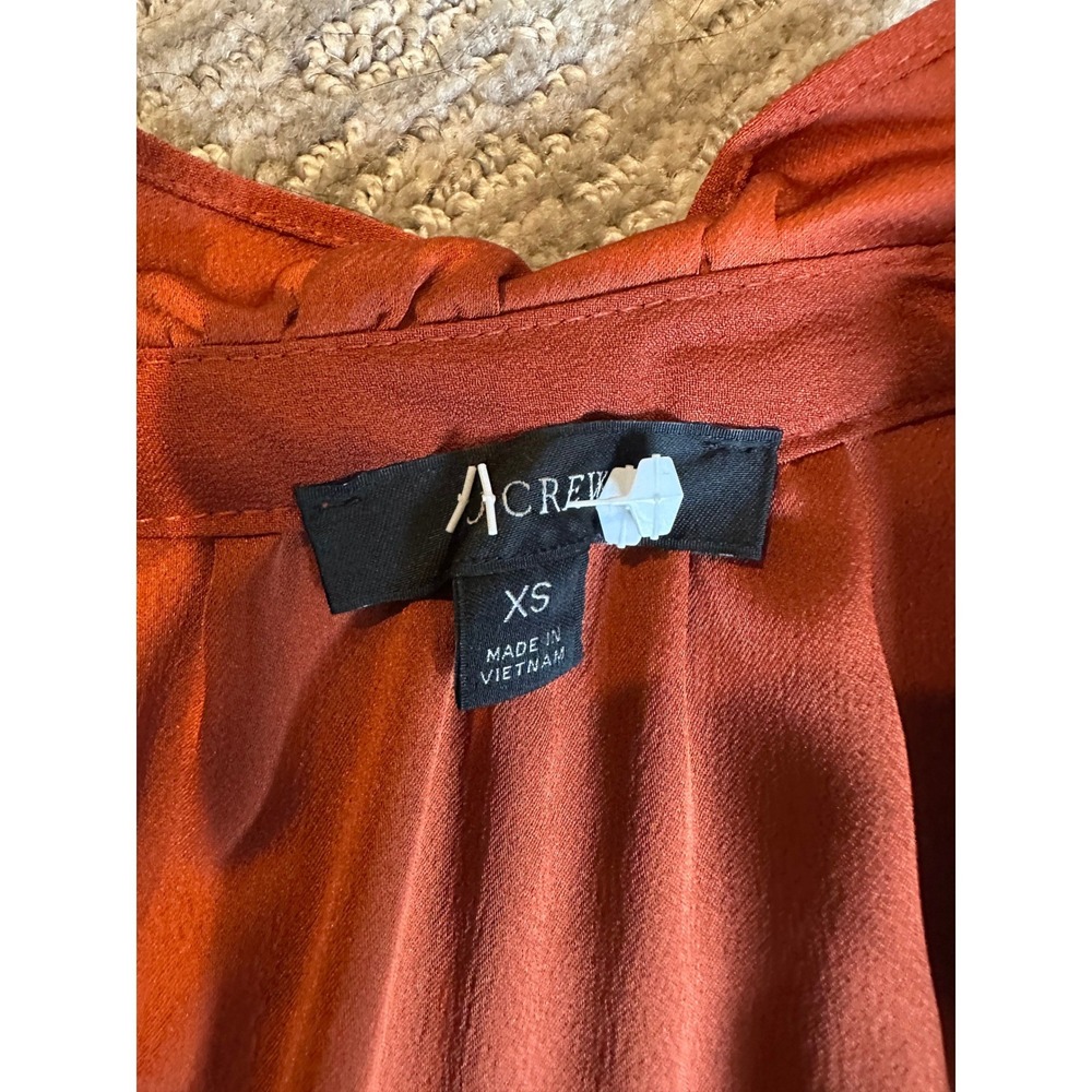J.Crew Womens XS Rust Orange Ruffle Neck Tie Satin Blouse Smocked Cuff Top - Picture 2 of 3